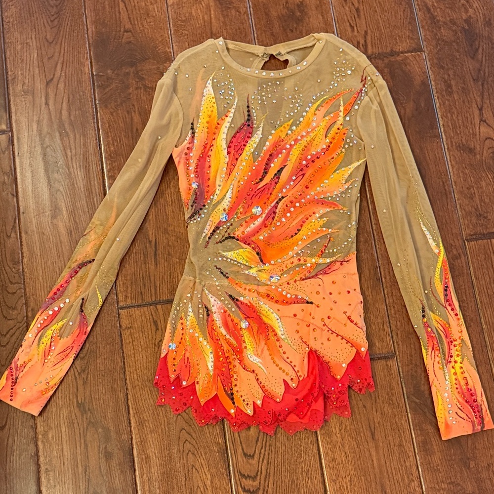 Rhythmic gymnastics competition leotard